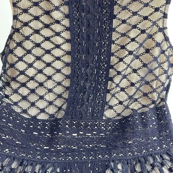 Sundance Dress Women's Blue Embroidered Mesh In Diamond Floral Pattern Sz 2 - Picture 5 of 10